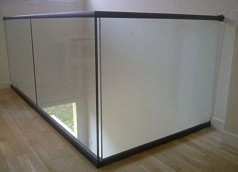 Custom Glass Railing in NJ